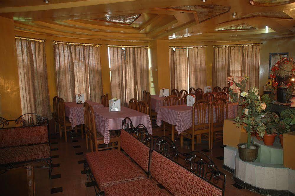 Hilltone Resorts & Spa Manāli Eksteriør billede